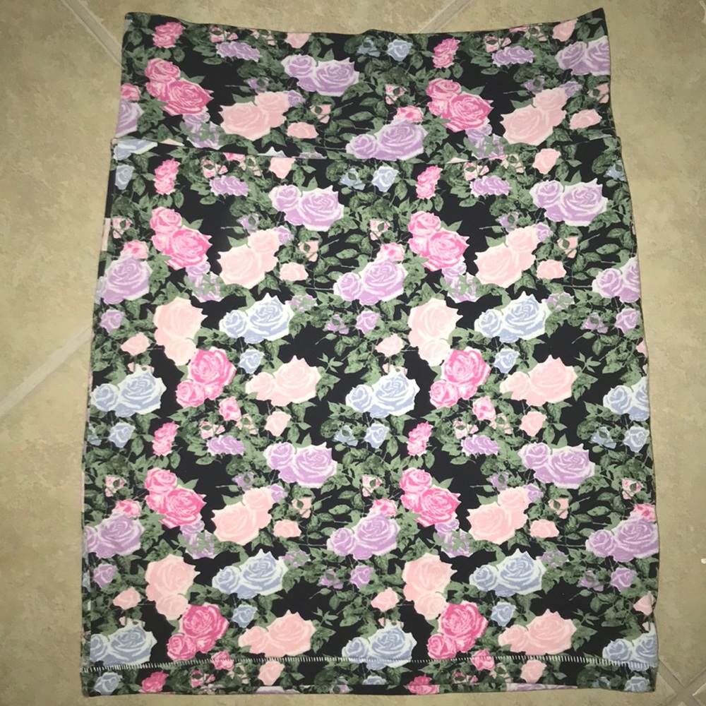 Short mini skirt Floral